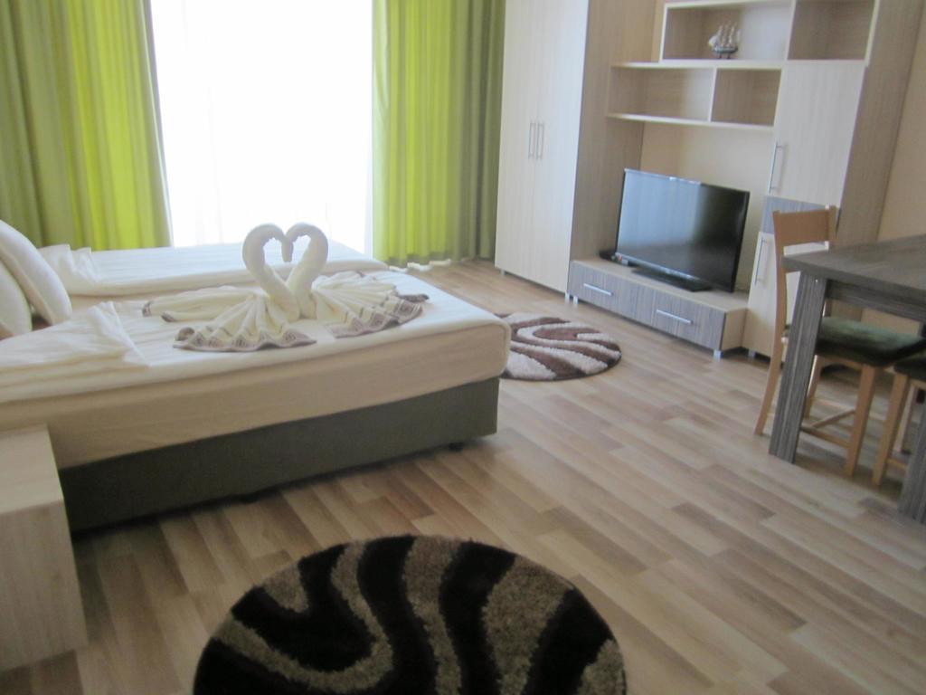 Sozopoli Hills Apartments Room photo